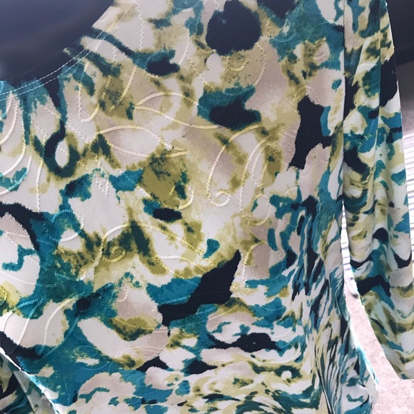 Long Sleeve Blouse - Picture 2 of 3